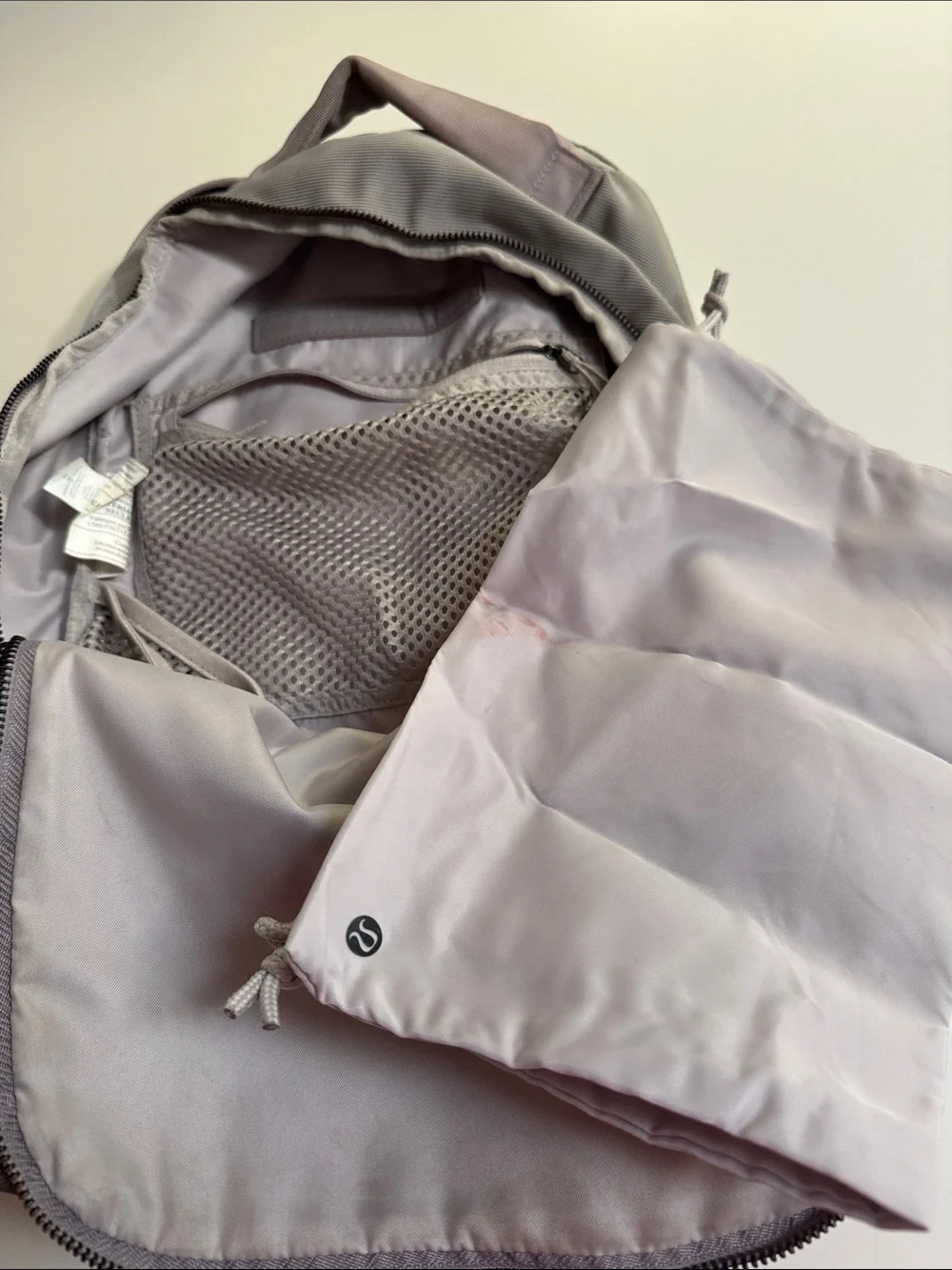 lululemon athletica Men's Taupe Gray Backpack